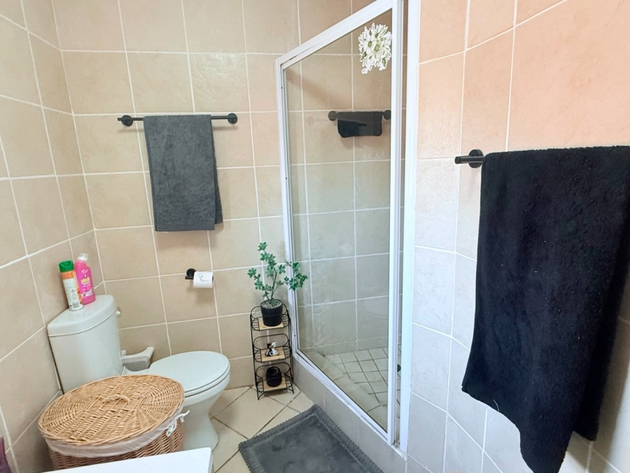 2 Bedroom Property for Sale in Windsor Park Eastern Cape